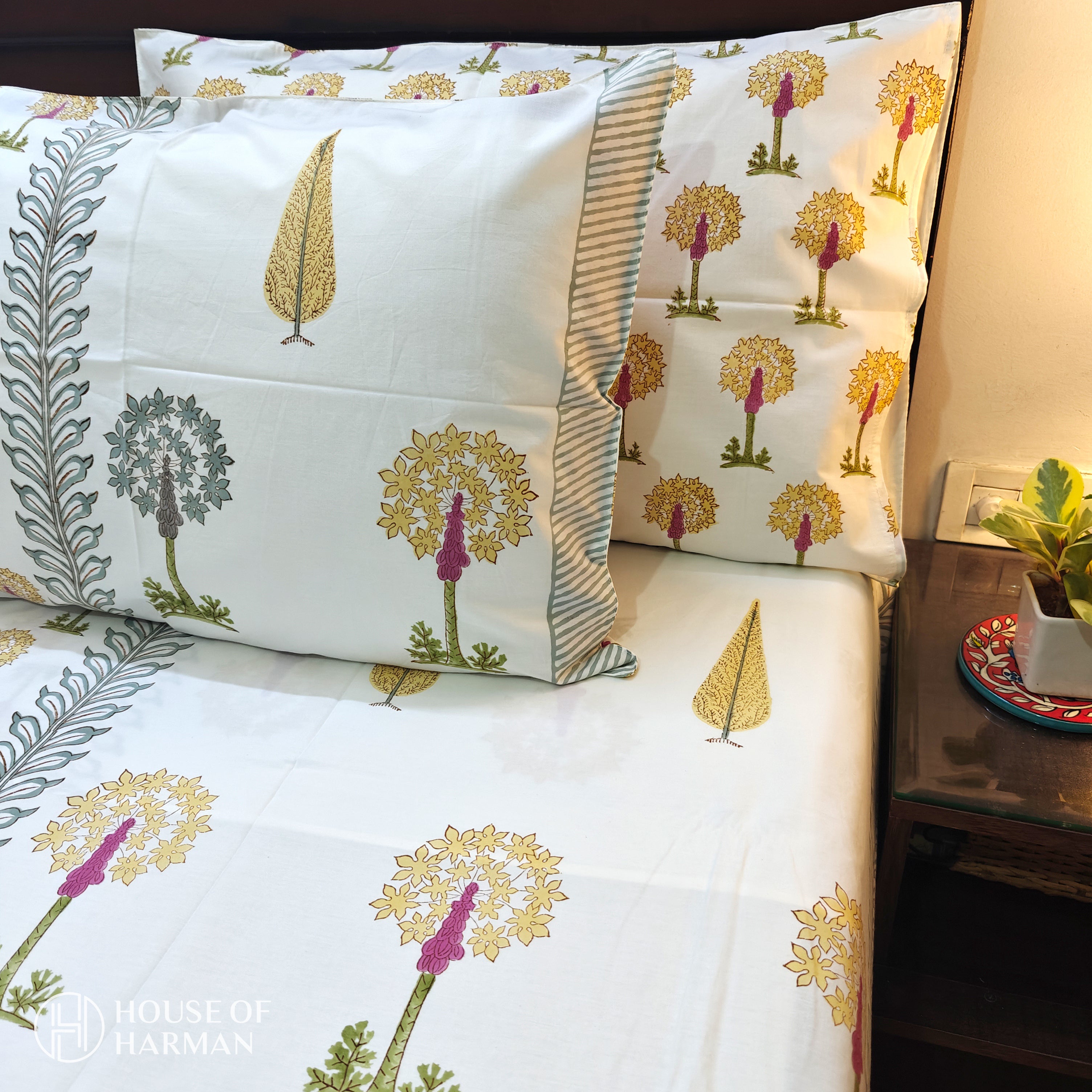 Allium Sky Serenade Bedsheet