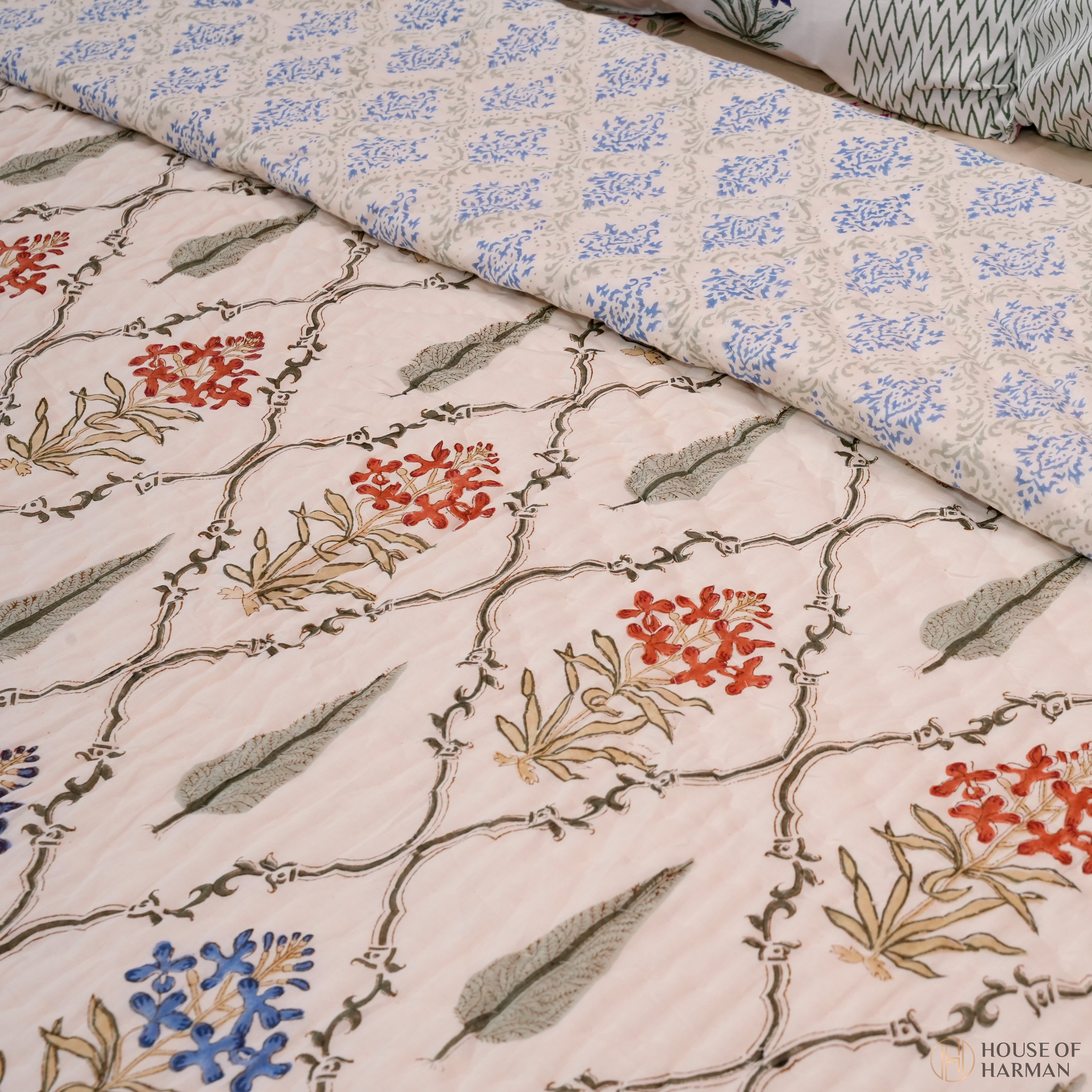 Valley Crest Blooms Quilt