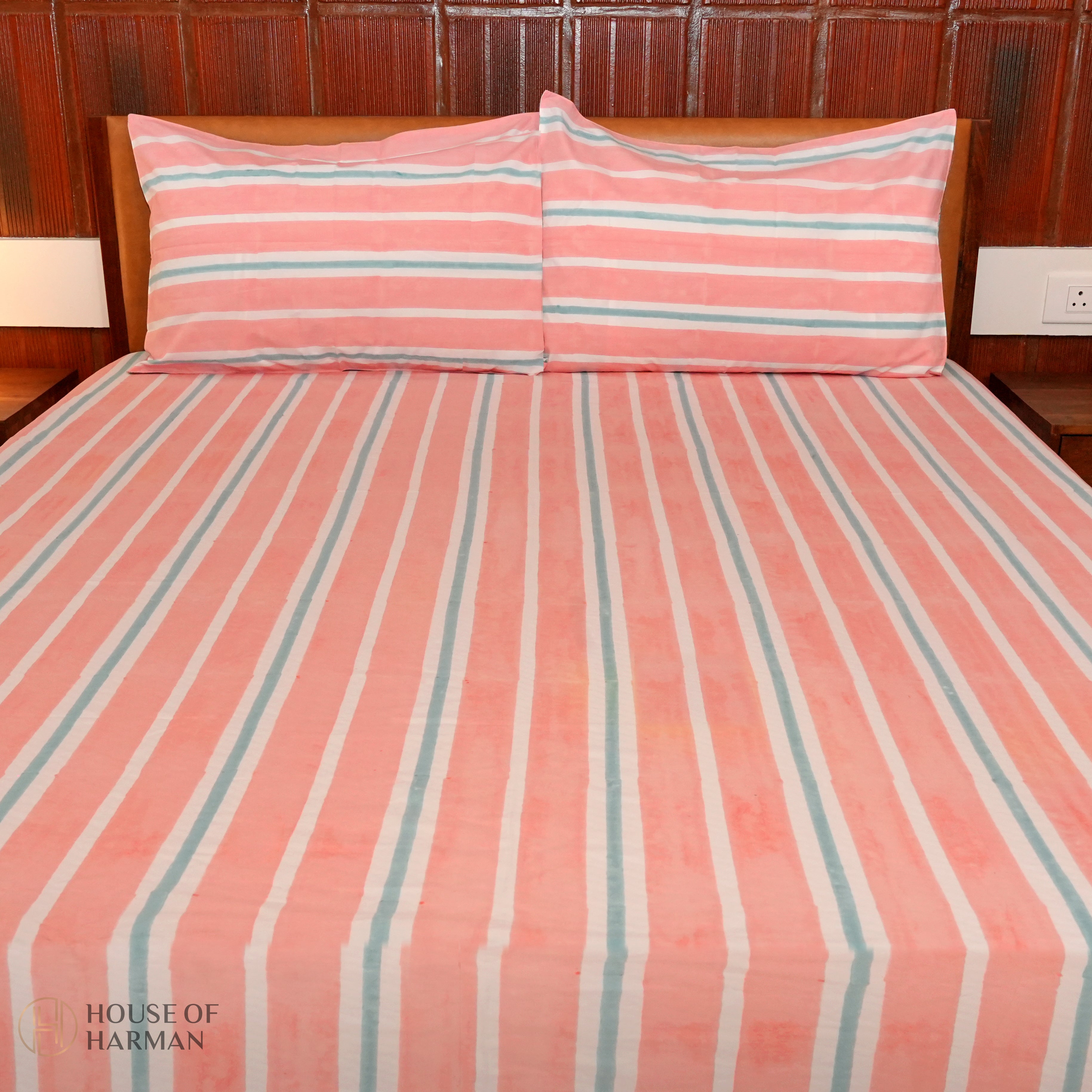 Blush Breeze Charm Bedsheet