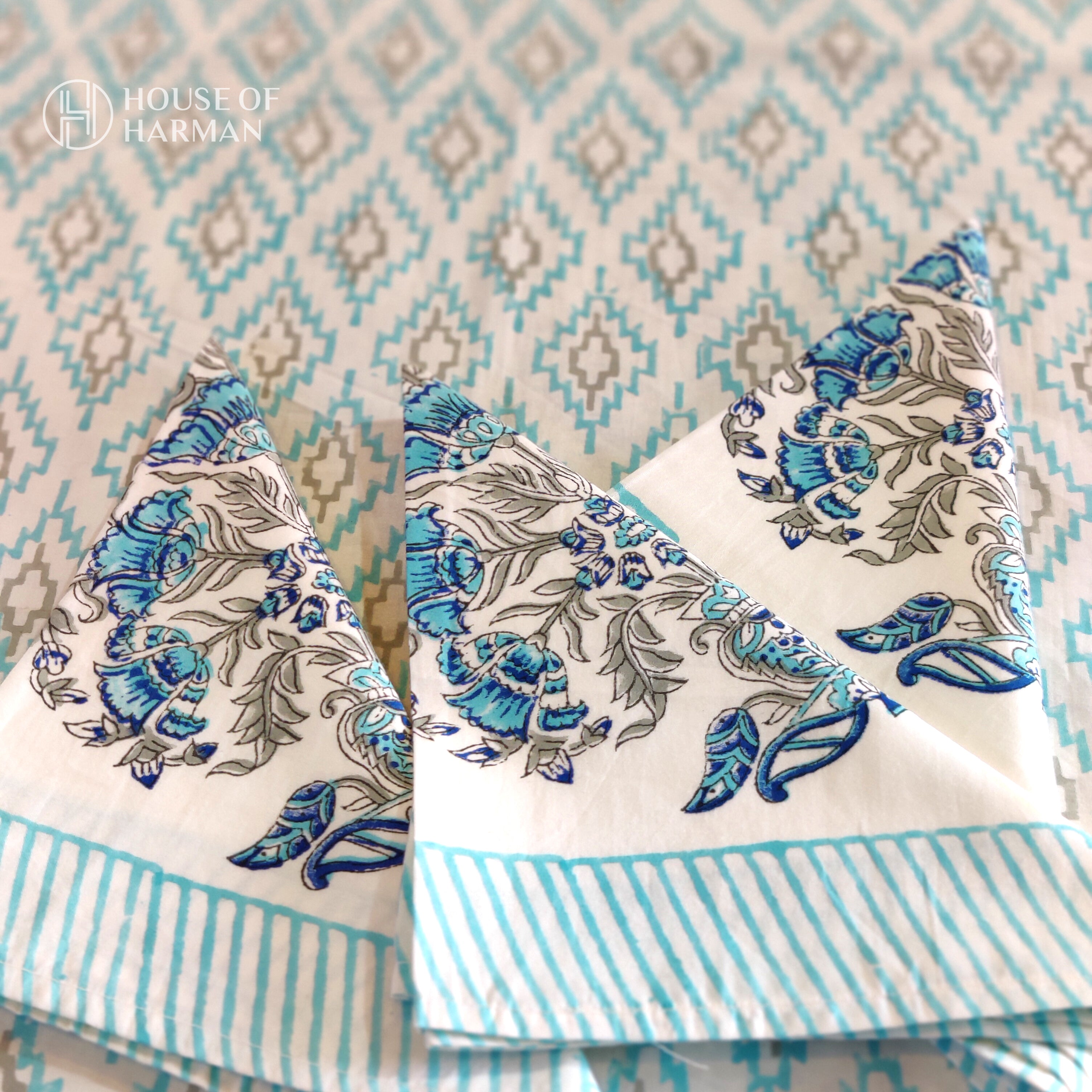 Blossom Harmony Table Cover (With Cotton Napkins)