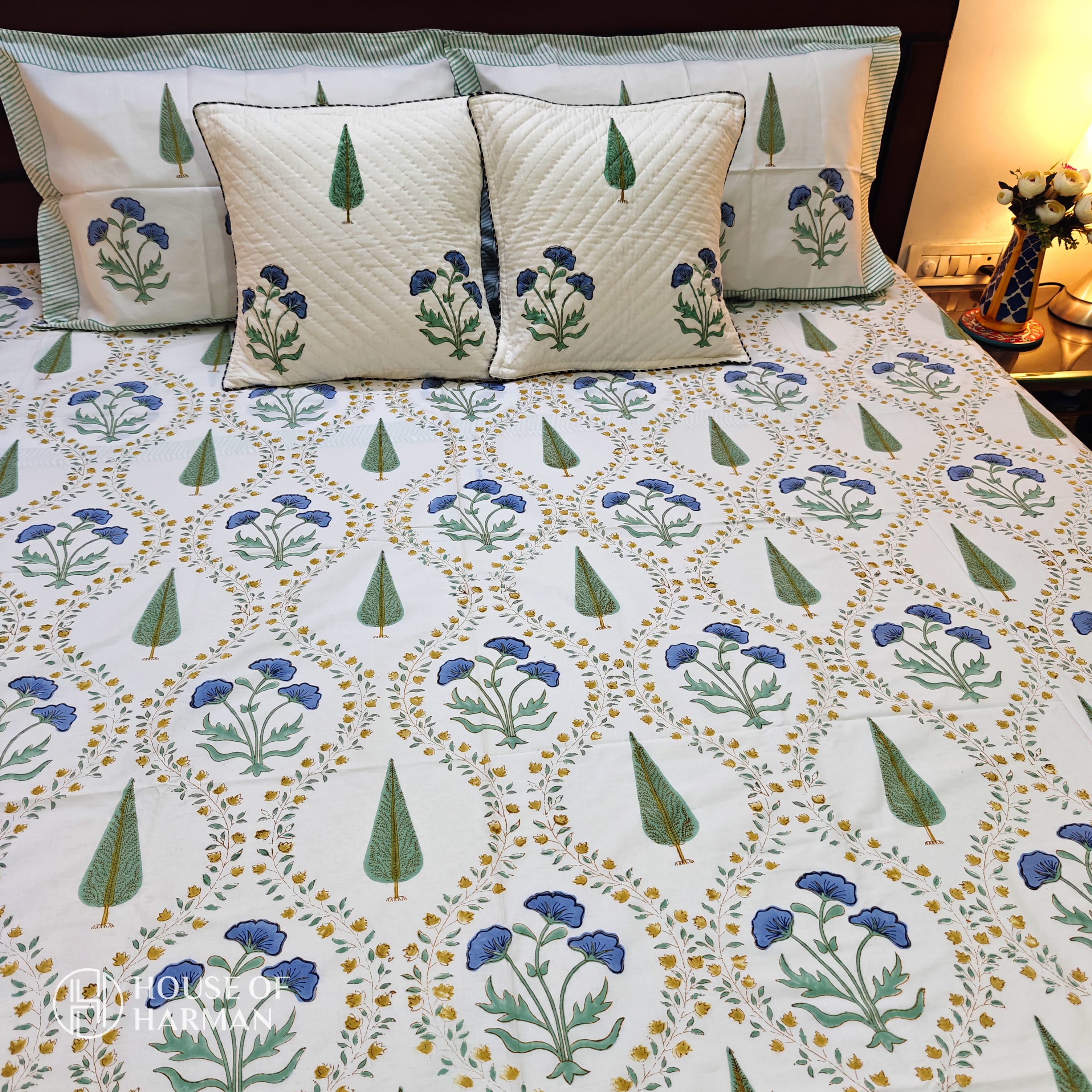 Sapphire Pine Floral Jaal Bedsheet and Quilt