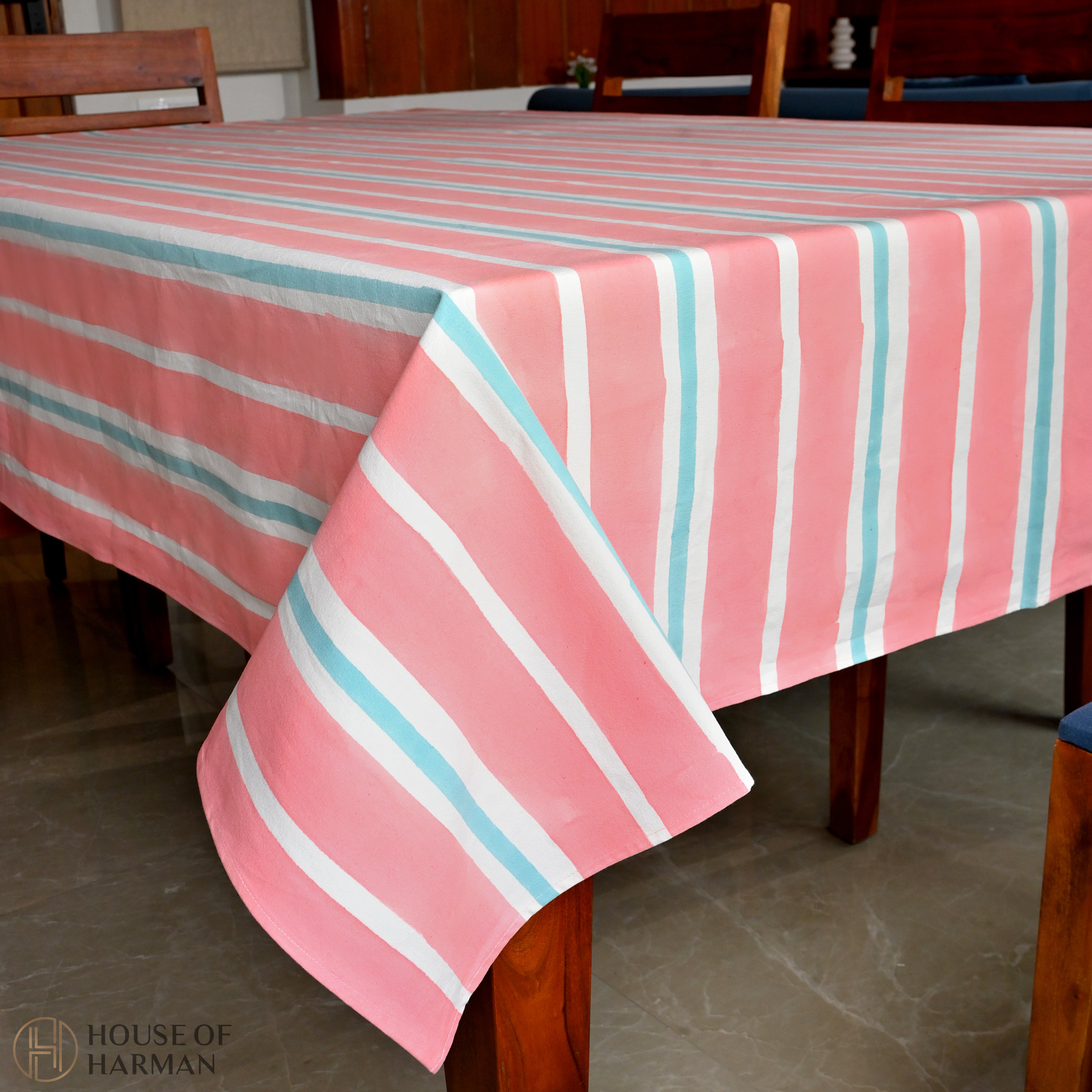 Blush Breeze Charm Table Cover