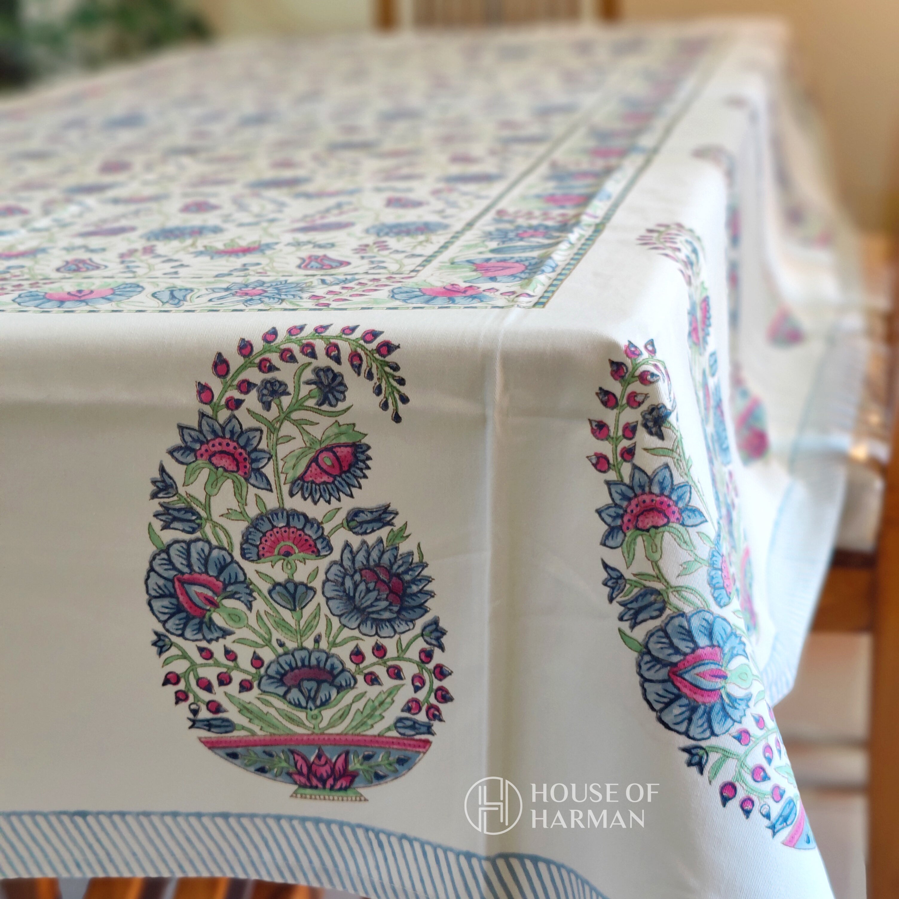 Floral Reverie Table Cover