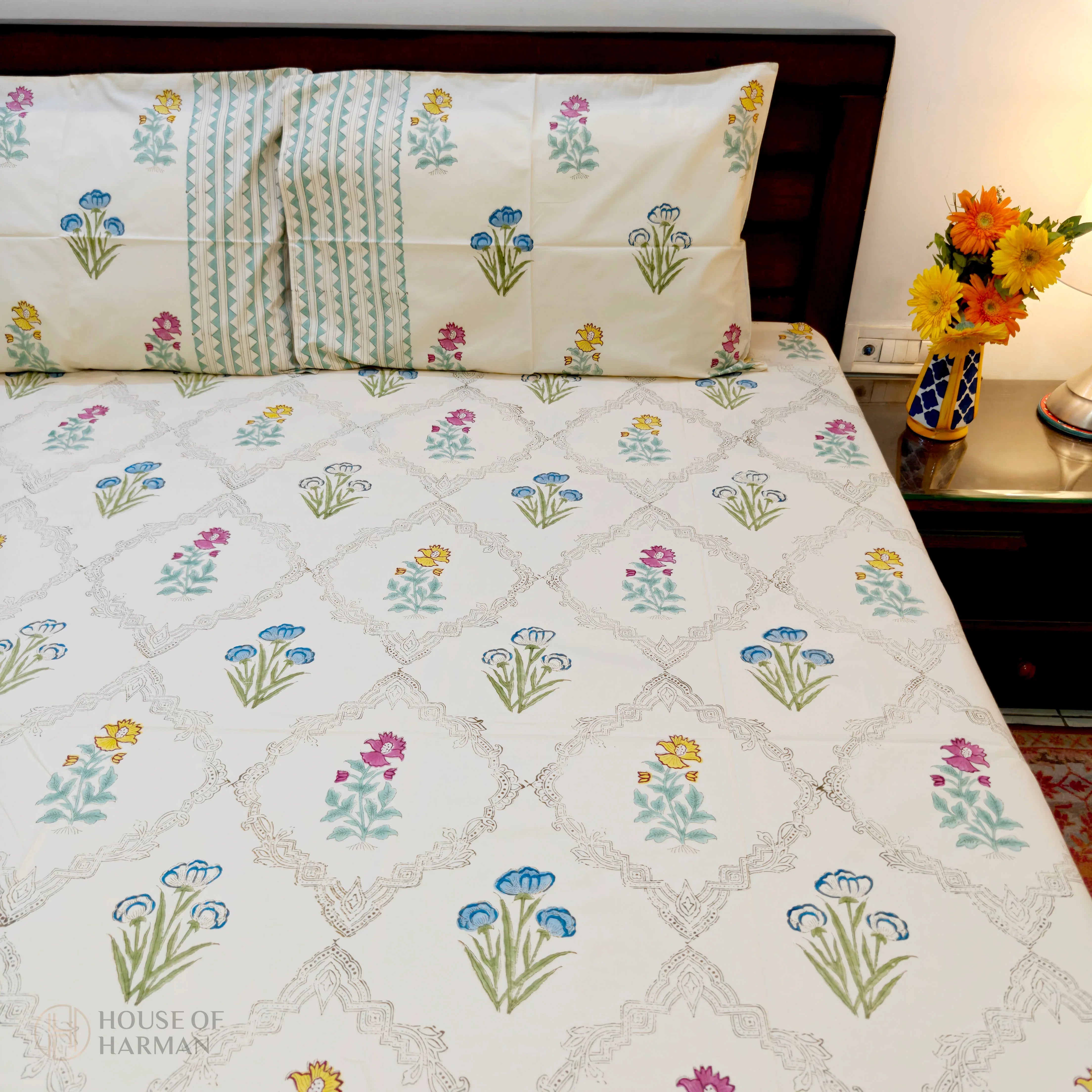 Morning Garden Bloom Bedsheet