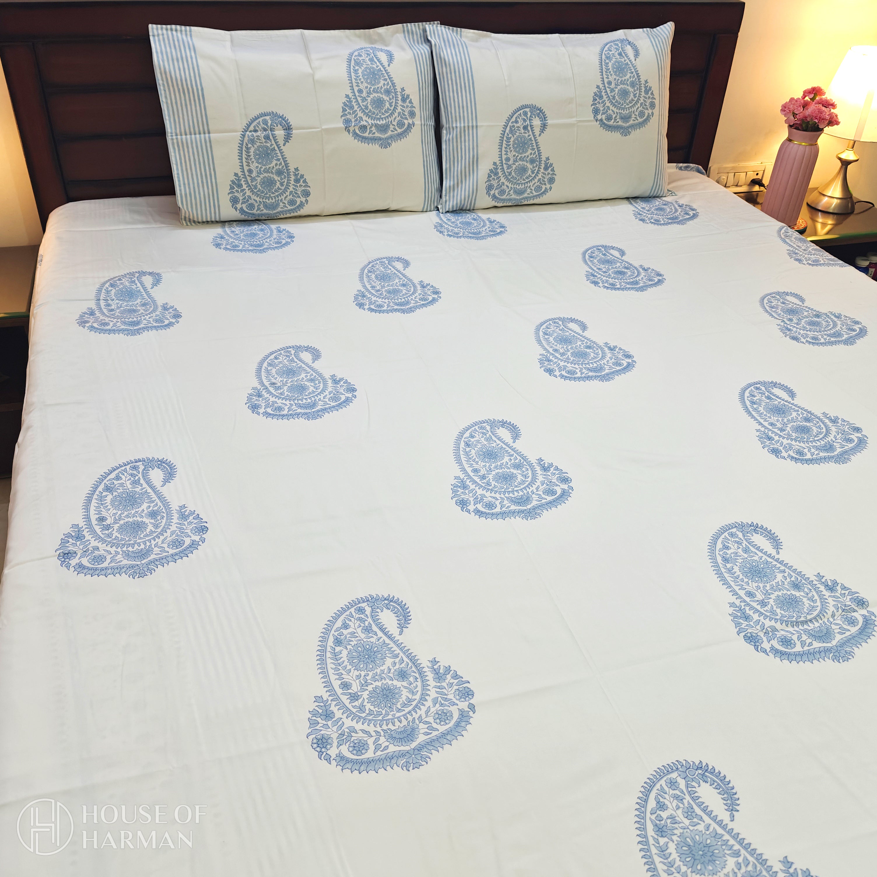 Azure Sky Breeze Bedsheet