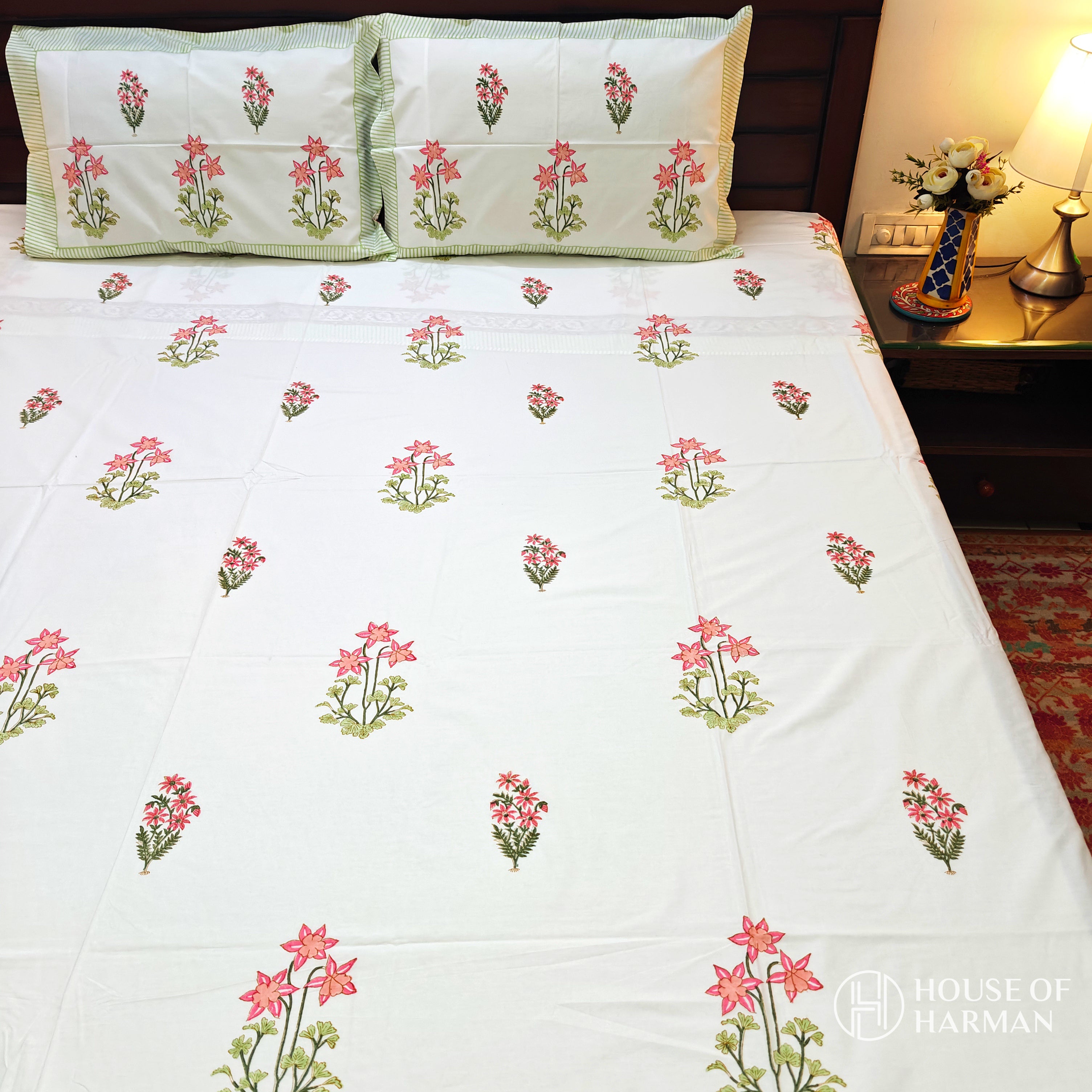 Floral Medley Dreams Bedsheet