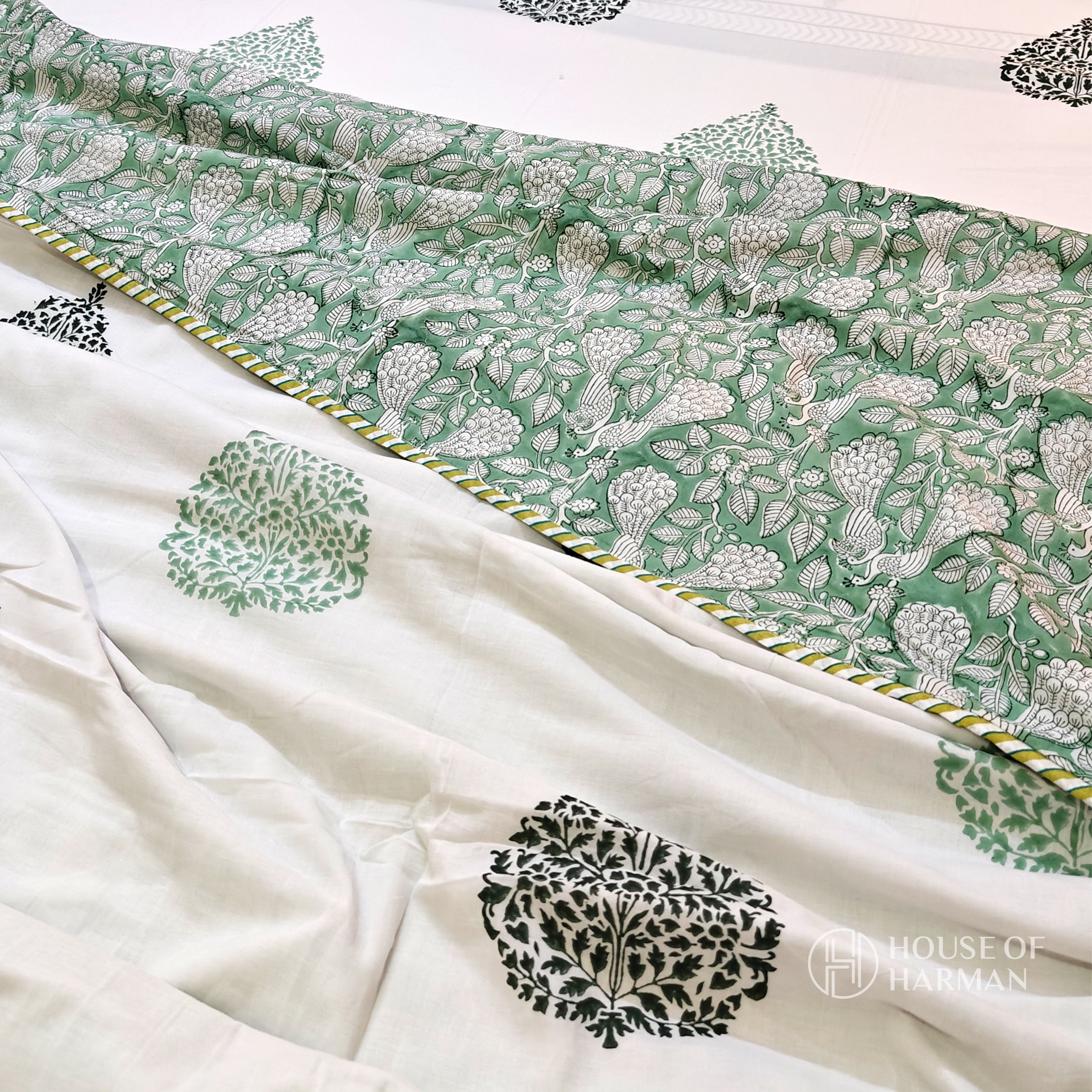 Emerald Spade Delight Bedsheet and Dohar