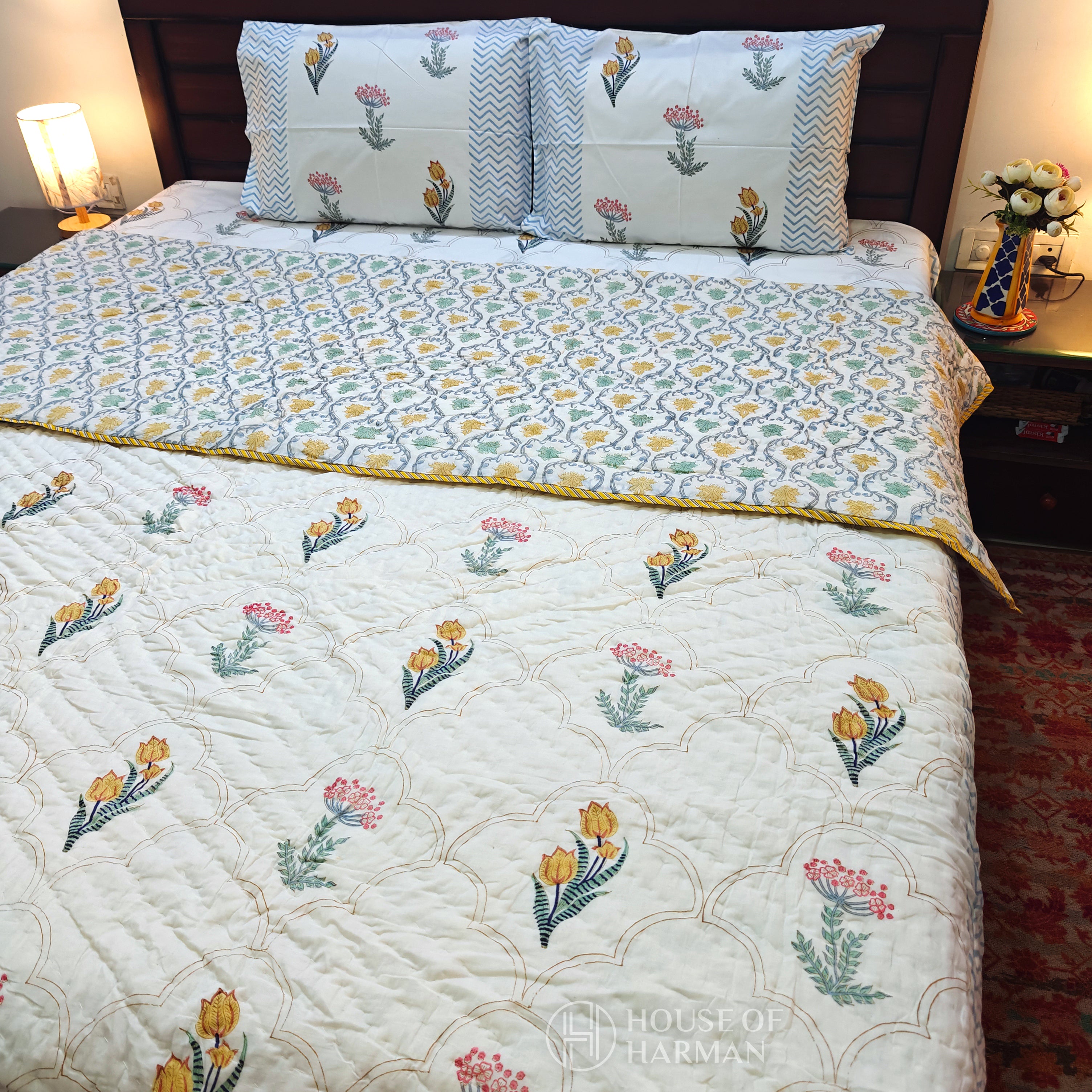 Jharokha Charbagh Quilt