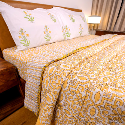 Golden Lattice Dream Quilt