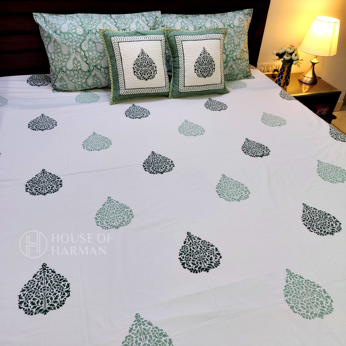 Emerald Spade Delight Bedsheet