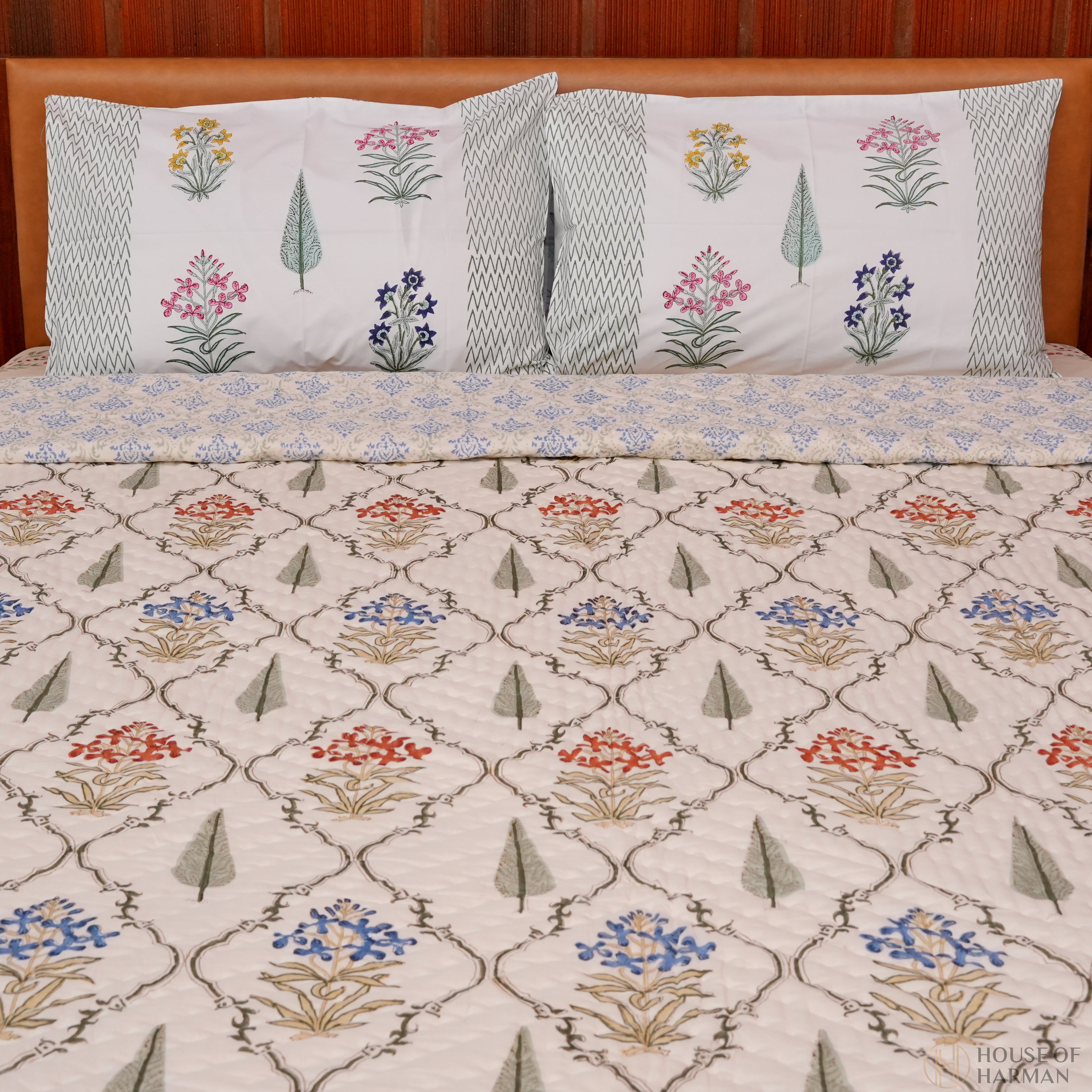 Valley Crest Blooms Quilt