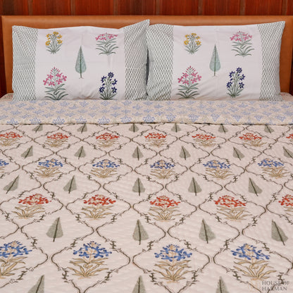 Valley Crest Blooms Quilt