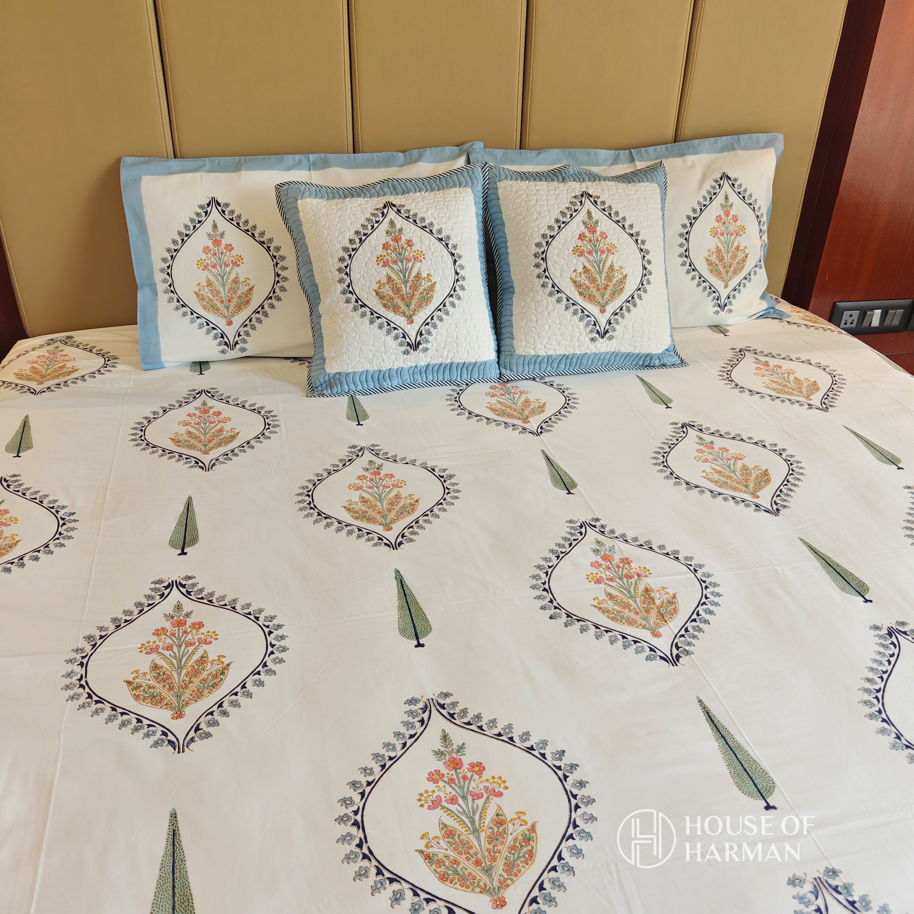 Sylvan Pine Symphony Bedsheet and Quilt