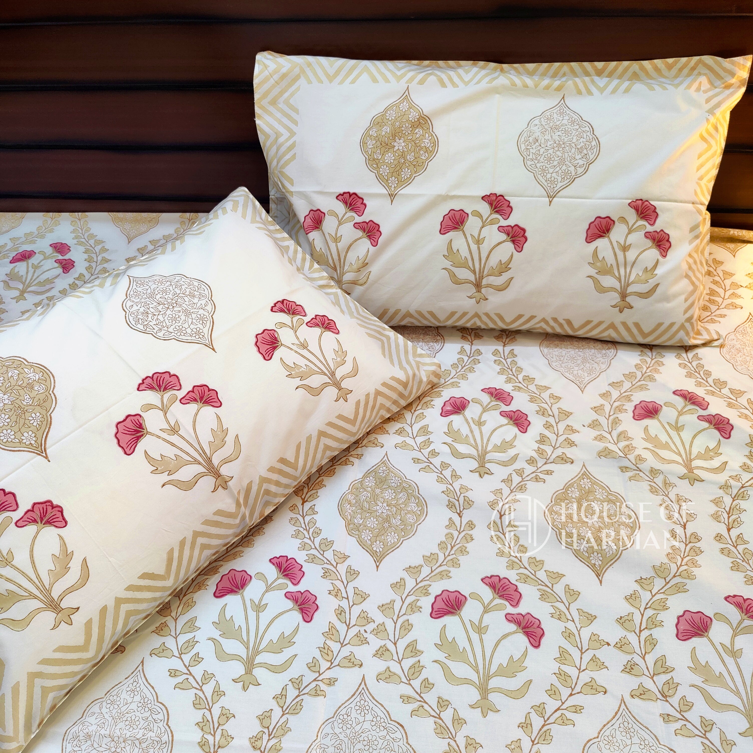 Vintage Rose Jaal Bedsheet