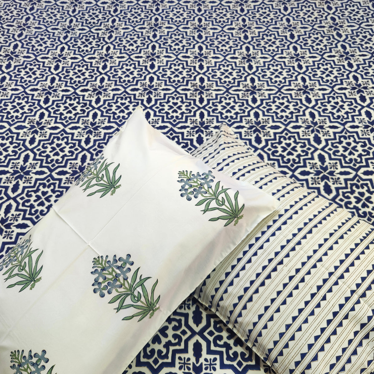 Indigo Lattice Dream Bedsheet