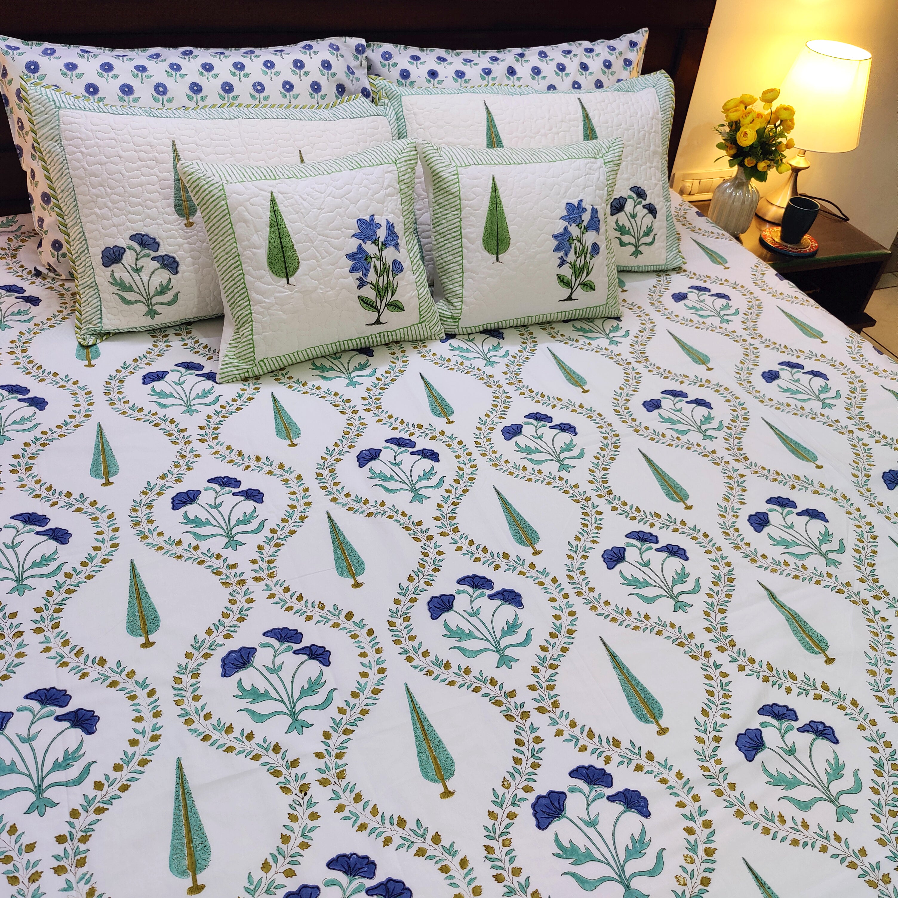 Sapphire Pine Floral Jaal Bedsheet