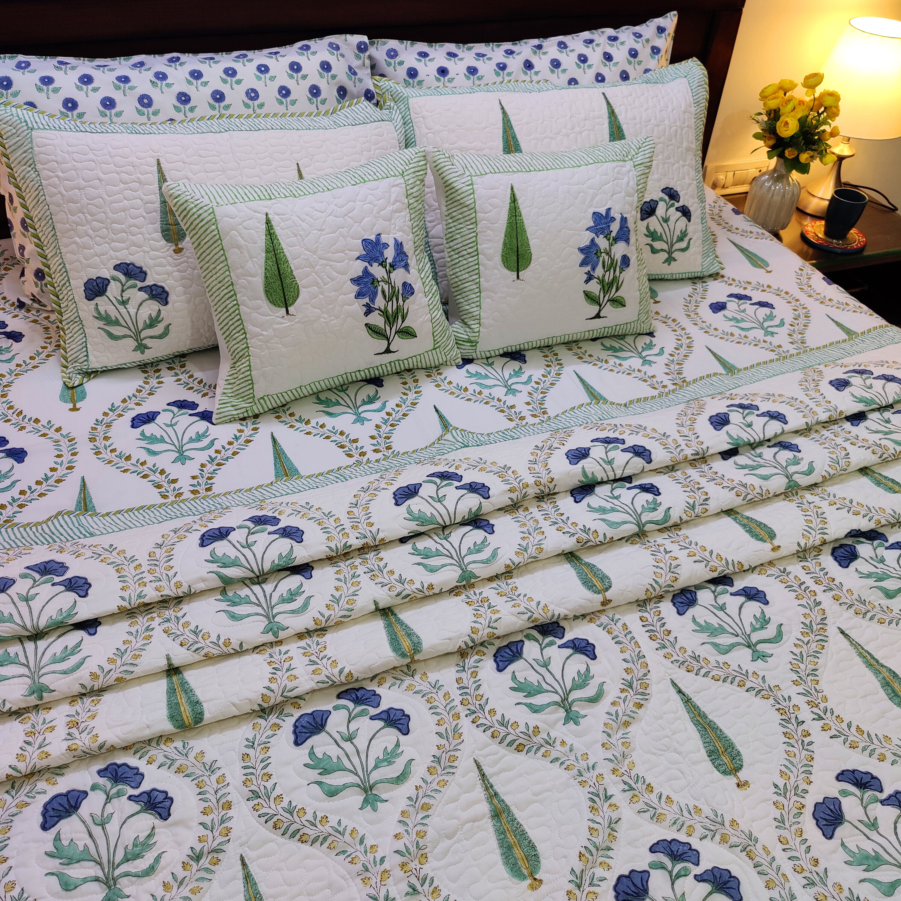 Sapphire Pine Floral Jaal Bedcover