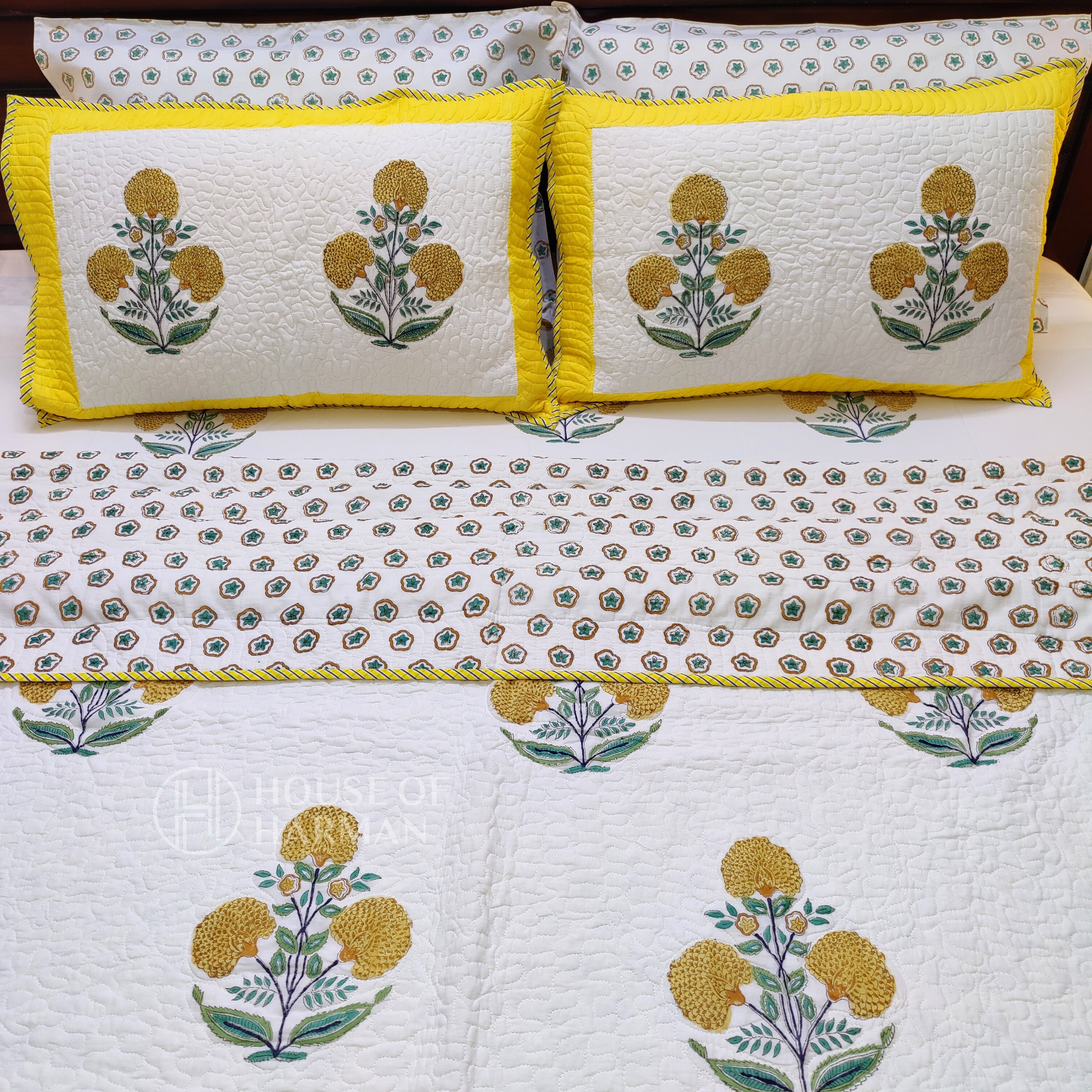 Sunlit Poppy Charm Bedcover