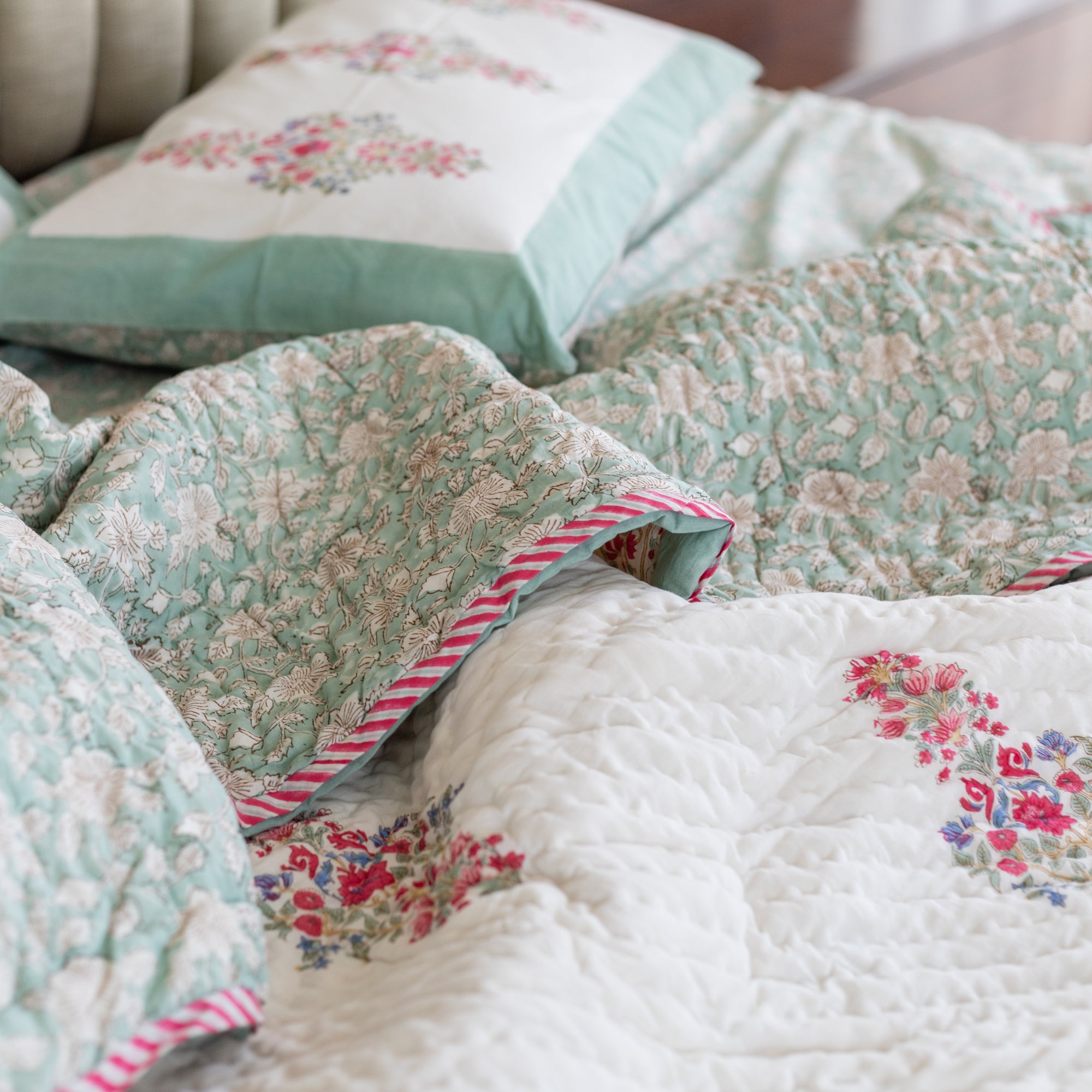 Earthy Floral Elegance Bedsheet and Quilt