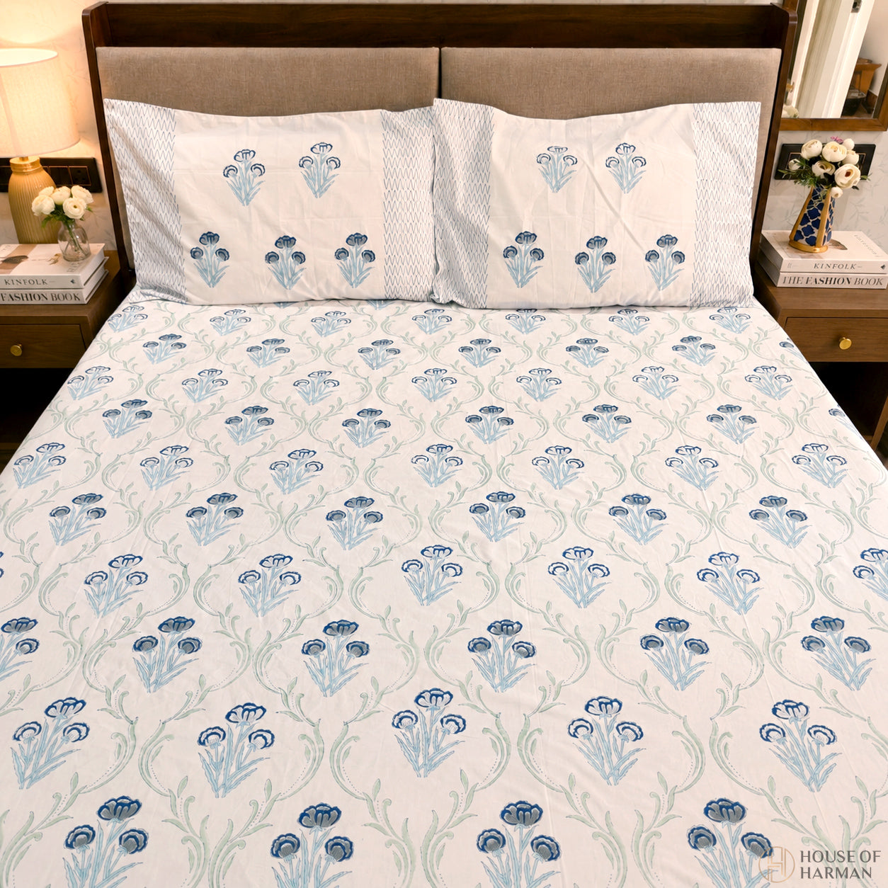 Azure Dreams Bedsheet and Quilt